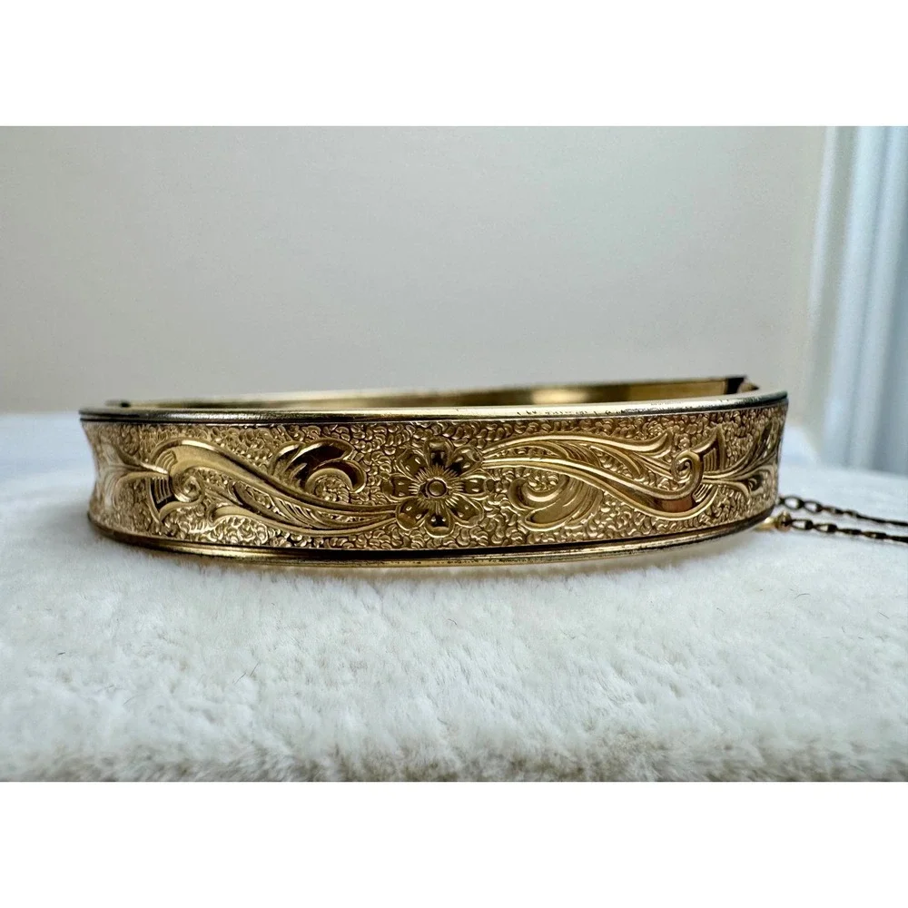 Krementz Vintage Gold Plated Etched Floral Hinged Bangle Bracelet Safety Chain - Picture 6 of 13